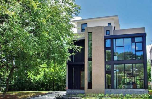 575 Highland Avenue NE Gallery 2