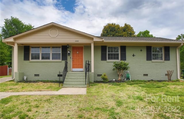 1206 Georgetown Drive - 1206 Georgetown Drive, Charlotte, NC 28213