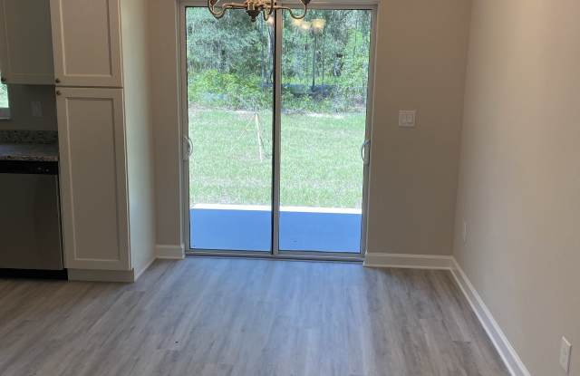 9009 North Sandree Drive Gallery 2