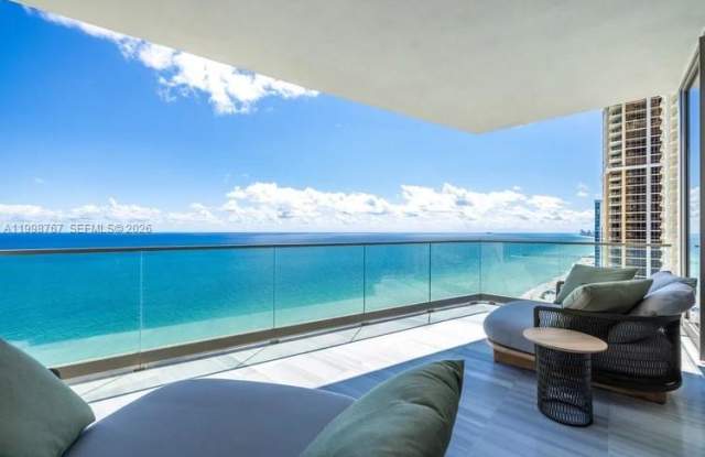 17901 Collins Avenue photos photos
