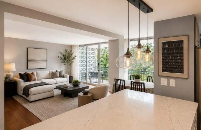 3333 W UNIVERSITY Boulevard W Gallery 4