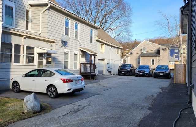 213 Lincoln St photos photos