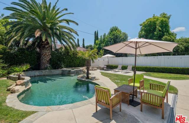 5664 Donna Ave - 5664 Donna Avenue, Los Angeles, CA 91356