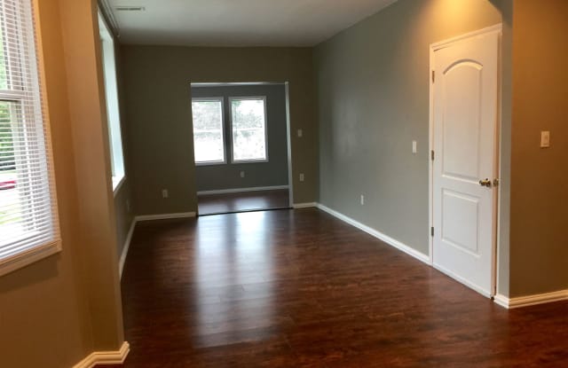 3818 Central Ave - 3818 Central Avenue, Indianapolis, IN 46205