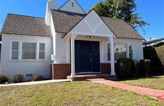 45 San Clemente Street - 45 San Clemente Street, Ventura, CA 93001