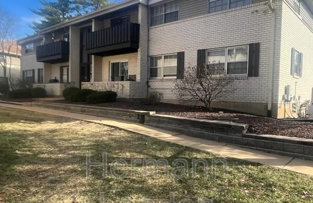 102 Shadalane Walk - 102 Shadalane Walk, Ballwin, MO 63011