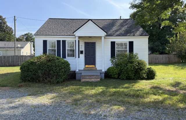 Two bedroom, 1 bath house in Graham photos photos