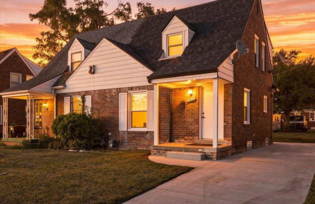 20024 Meyers Road Gallery 1