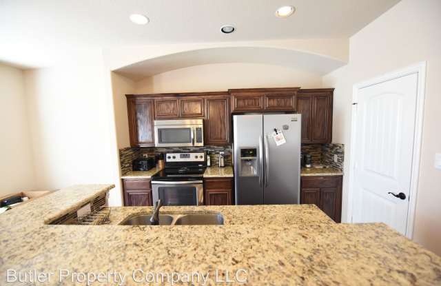 232 Corinna Ct Gallery 4