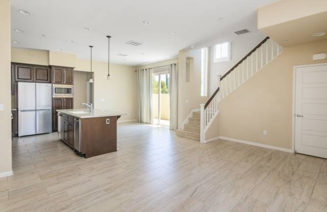 Updated 4-Bedroom Townhouse in Prime Porter Ranch Location photos photos