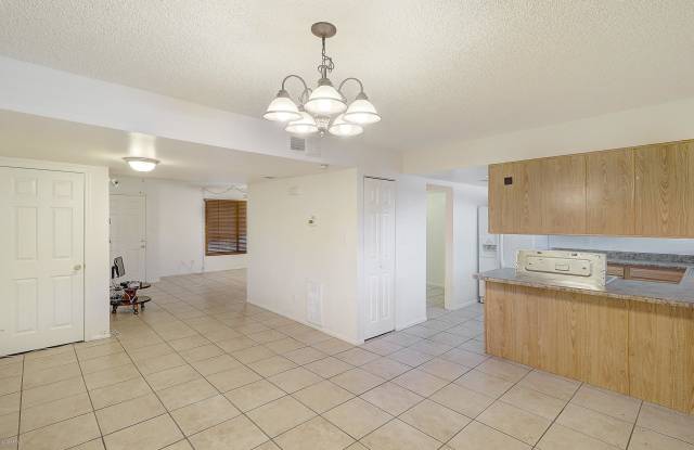 8414 N 32ND Avenue Gallery 4