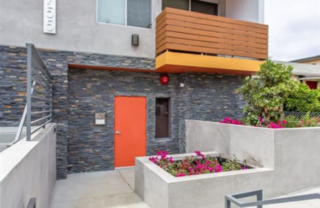 11755 Culver Boulevard Gallery 2