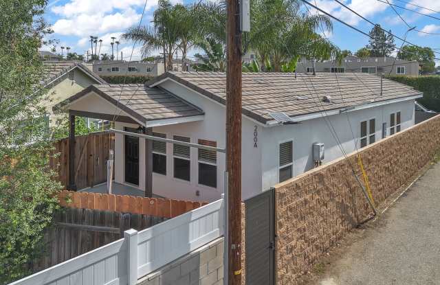 200 A North Harrington Drive photos photos