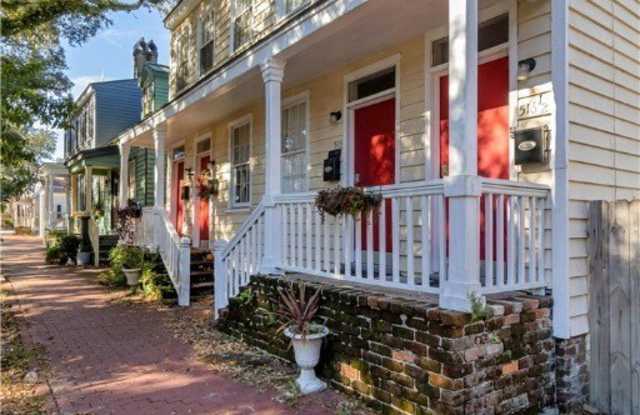 516 1/2 E Jones Street photos photos 516 1/2 E Jones Street photos photos