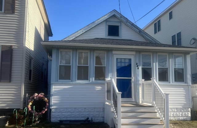 135 West 17th Avenue photos photos