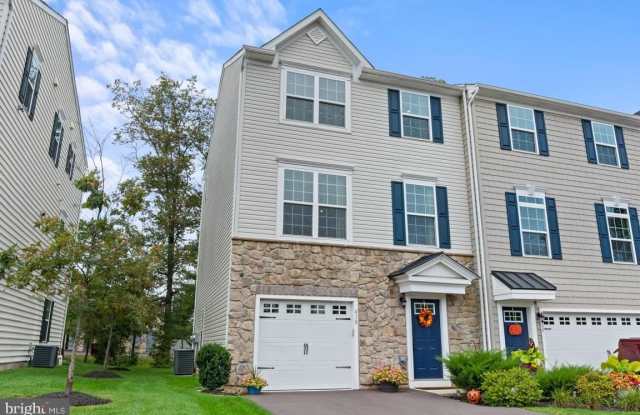 410 ARBOR Boulevard photos photos