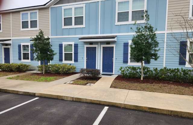 Oakleaf Townhouse Available photos photos