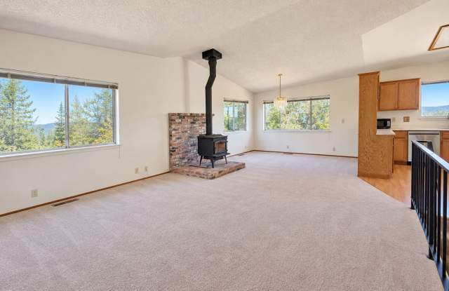 10201 Ponderosa Way Gallery 3
