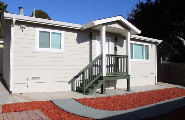 790A Kern St., Richmond - Back Unit photos photos 790A Kern St., Richmond - Back Unit photos photos