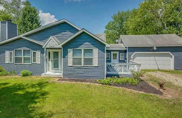 Monthly Rent Reduded! Mishawaka 4 bedroom with a Primary suite and 2 car garage on a large lot - 55055 Currant Road, St. Joseph County, IN 46545