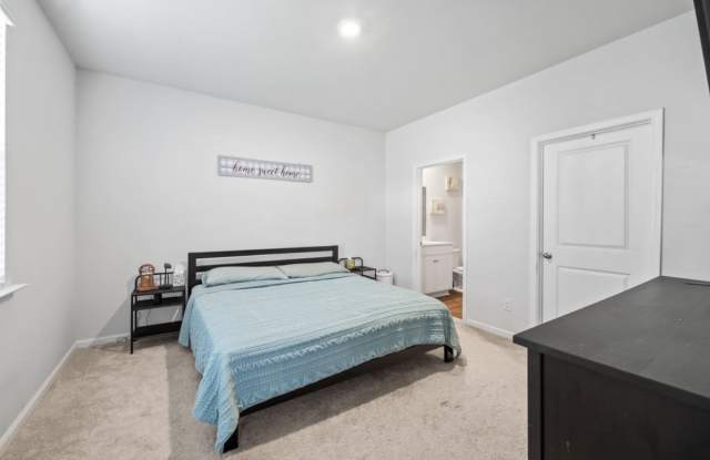 1003 Peridote Way photos photos