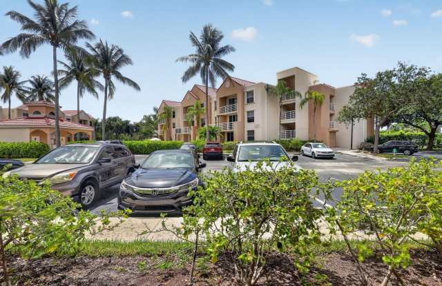 2731 Ocean Club Boulevard Gallery 2
