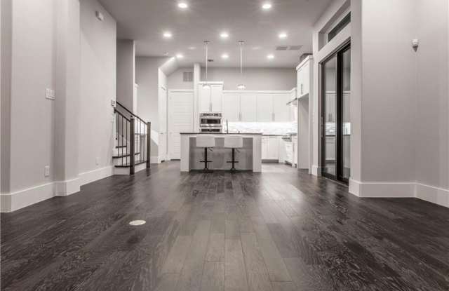 7801 Merit Lane Gallery 2