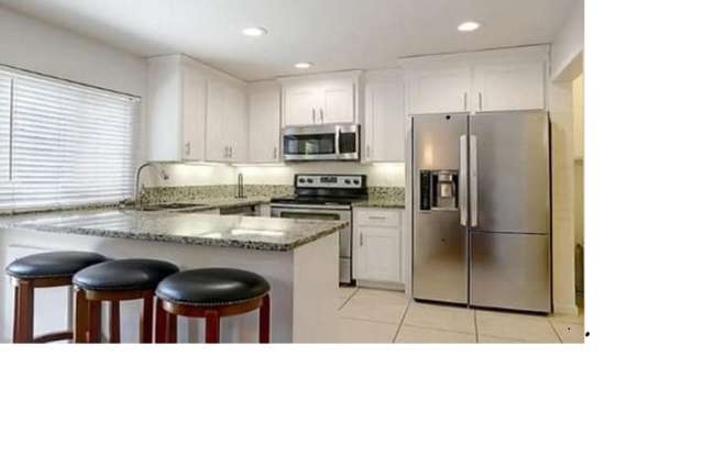 8860 La Riviera Drive Gallery 3
