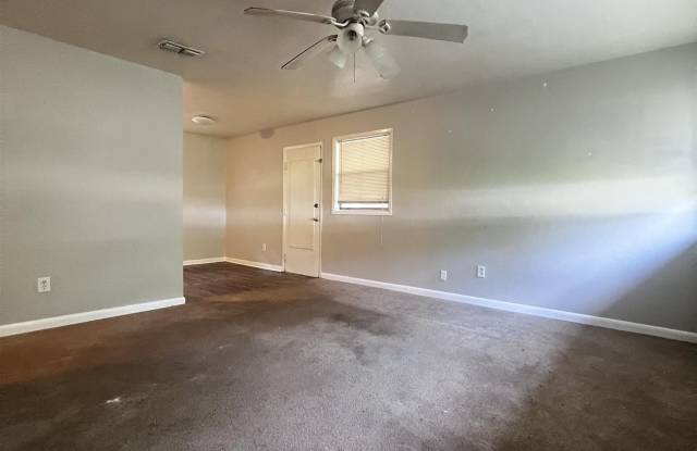 3515 Falcon Drive Gallery 2