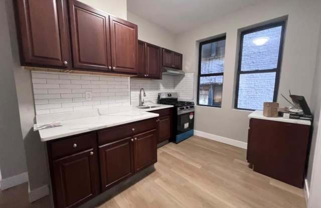 5704 HUDSON AVE photos photos