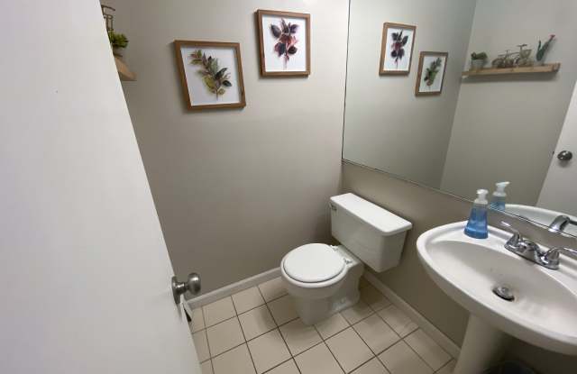 79 Highview Avenue Gallery 3