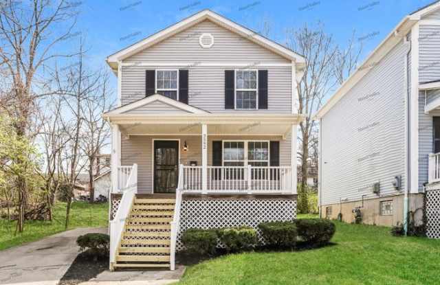 3592 Dick Street photos photos