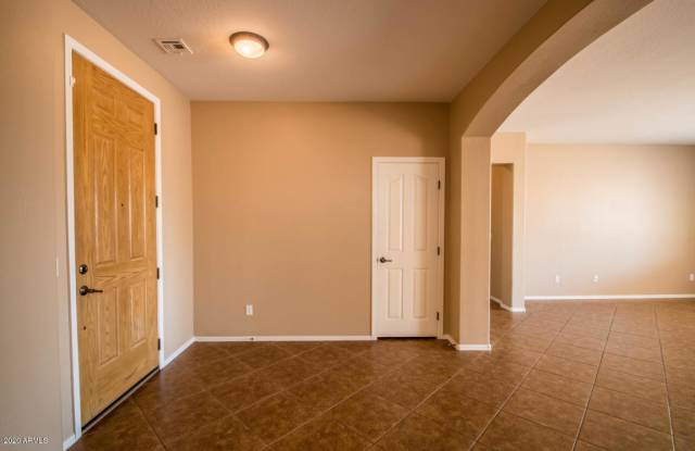 14568 W SIERRA Street Gallery 2