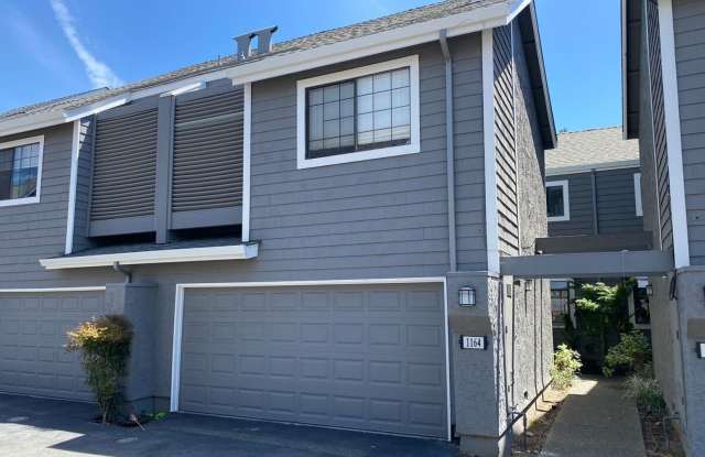 CAMPBELL - Spacious townhome with central A/C, two car attached garage, patio photos photos