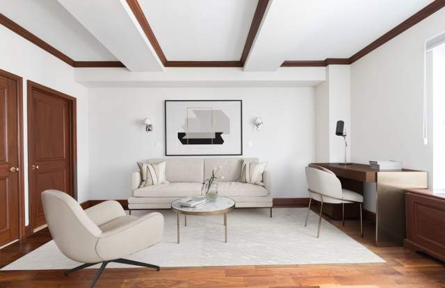 1049 Fifth Avenue Gallery 4