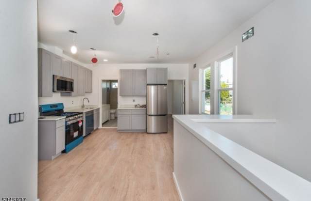 30 Bowdoin St photos photos