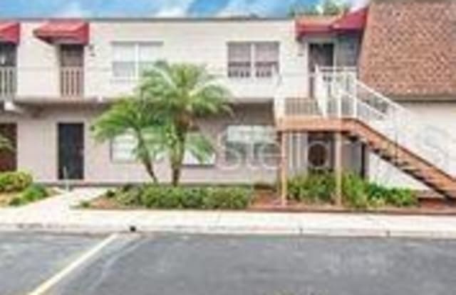 9113 W HILLSBOROUGH AVENUE - 9113 Hillsborough Avenue, Town 'n' Country, FL 33615