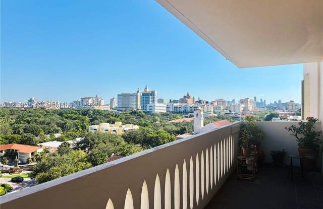 Gables Plaza Condos Gallery 1