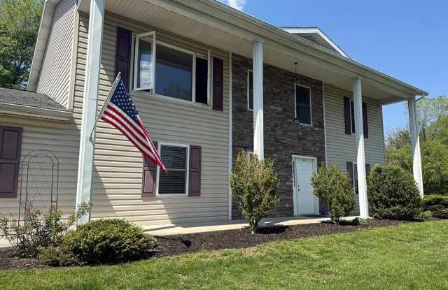 1121 MONTOUR Road photos photos