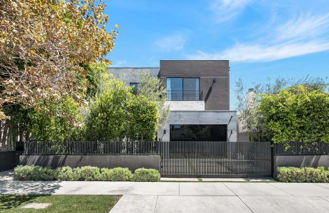 356 N La Jolla Ave photos photos