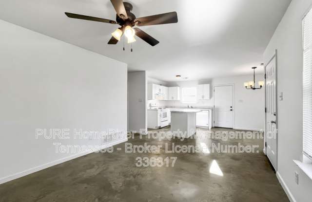 2975 Lake Park Rd Gallery 4