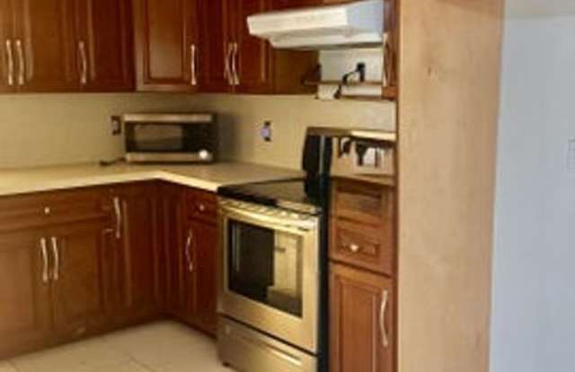 931 Hibiscus Drive, Royal Palm Beach, FL 33411 photos photos