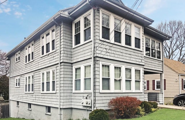13 Charlotte Road - 13 Charlotte Road, Swampscott, MA 01907