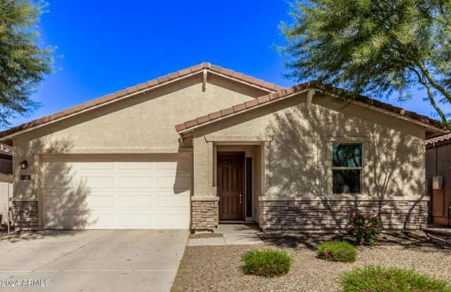 Beautiful 3 bedroom home in Marbella Ranch! - 12336 West Northview Avenue, Maricopa County, AZ 85307