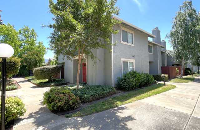 Concord Beautiful remodeled 3 bedroom 2.5 bath town home with 2 car garage! photos photos