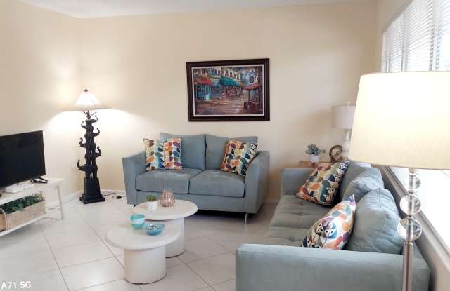 2011 Wolverton A photos photos