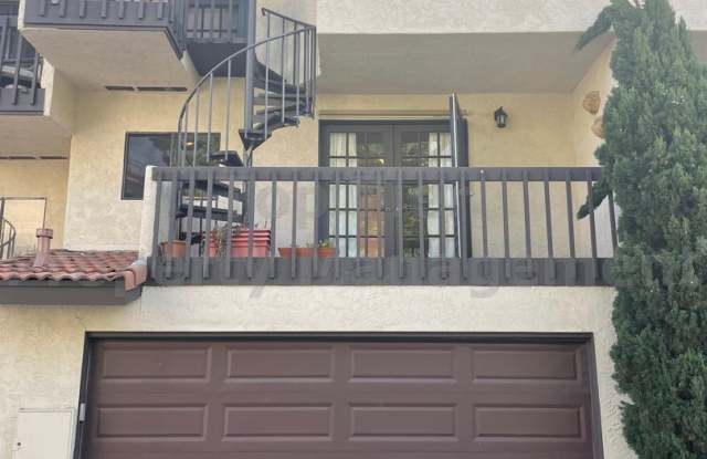 **Beautiful 2 bed / 2.5 bath Town Home in Carlsbad La Costa - Available 10/26** Gallery 1