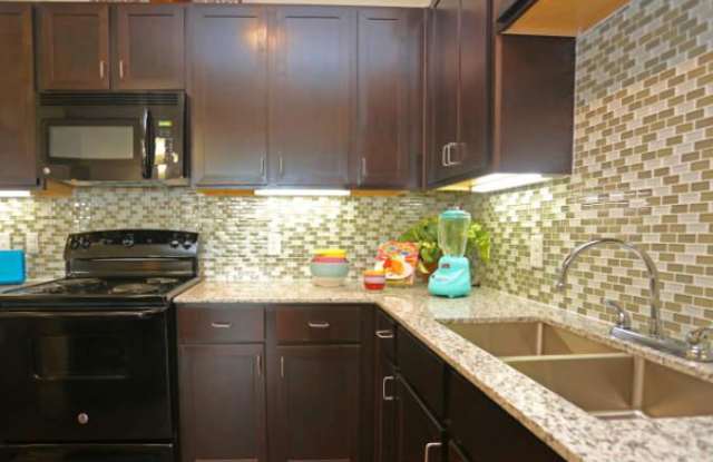 5634 Presidio Parkway Gallery 2