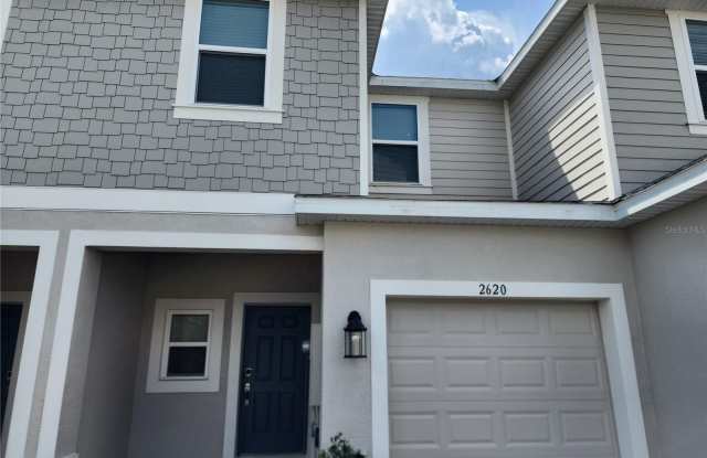 2620 PENGUIN BOULEVARD photos photos