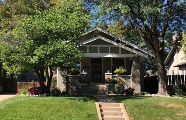 1059 Jackson St. Gallery 2